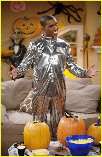 shaq-sonny-chance-halloween-26