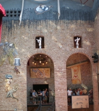 Figueres-Dali-Muzeu-MuseumJPG