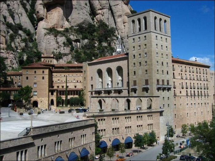 MONTSERRAT7