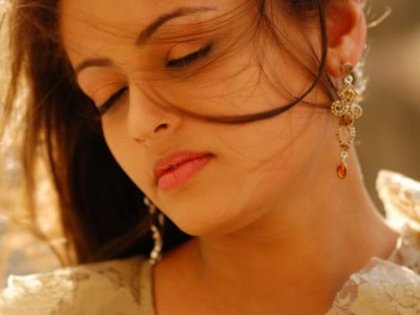 sne565 - Sneha Ullal