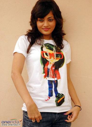 sneha-ullal-49