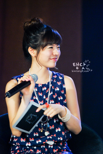 19bg9e - Sunny