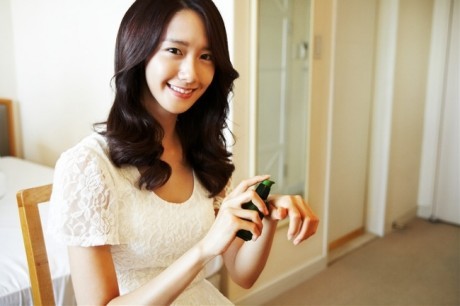 20100401_yoona1-460x306