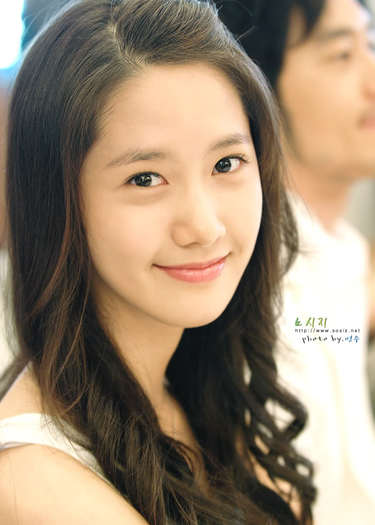 1209753805_080430yoona19 - Yoona