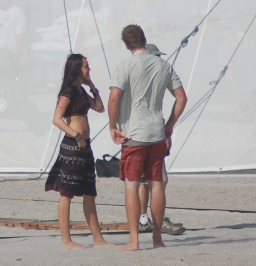  - 0 A MILEY CYRUS POZE EXTREM DE RARE A 0
