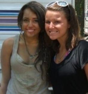  - 0 A MILEY CYRUS POZE EXTREM DE RARE A 0