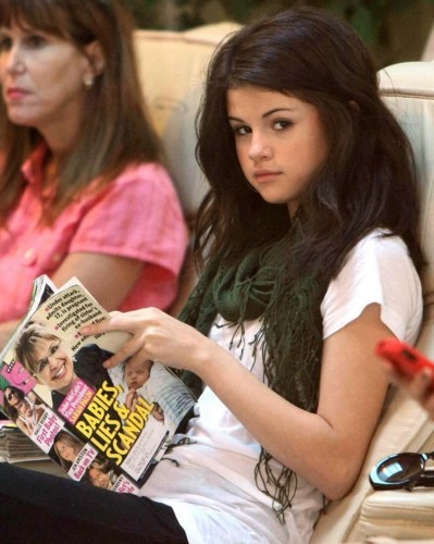 1. - Selena Gomez