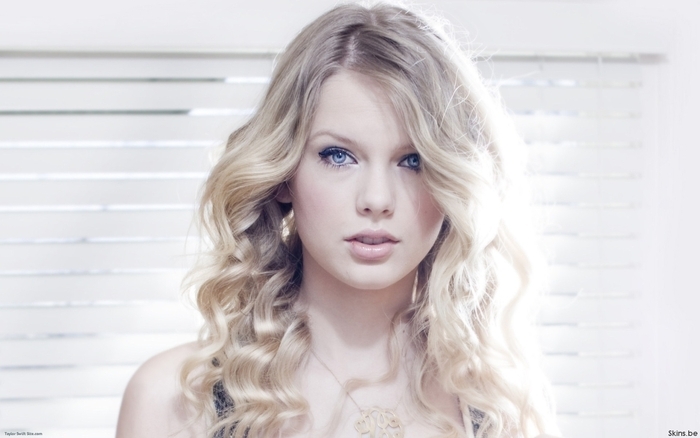 YMRJJNWHPPZBYKFOFYQ - Taylor Swift