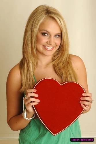 12700527_CGBVTOXWQ - Tiffany Thorton