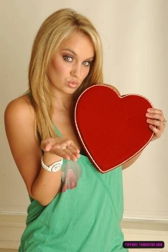 12700536_CYYYAFZWZ - Tiffany Thorton