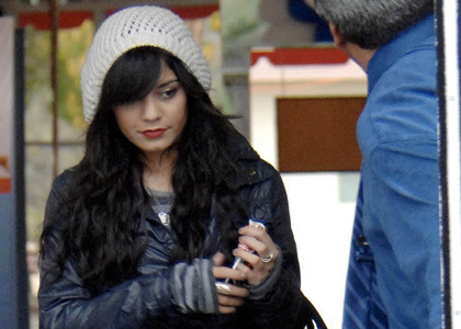 WFDLILMXLUZJVFXCSQJ - Vanessa Hudgens
