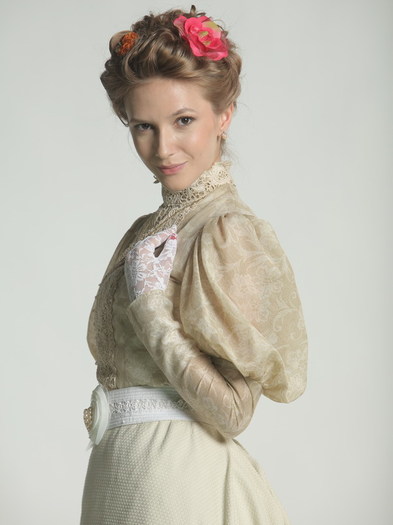 aniela5_600x800 - Adela Popescu