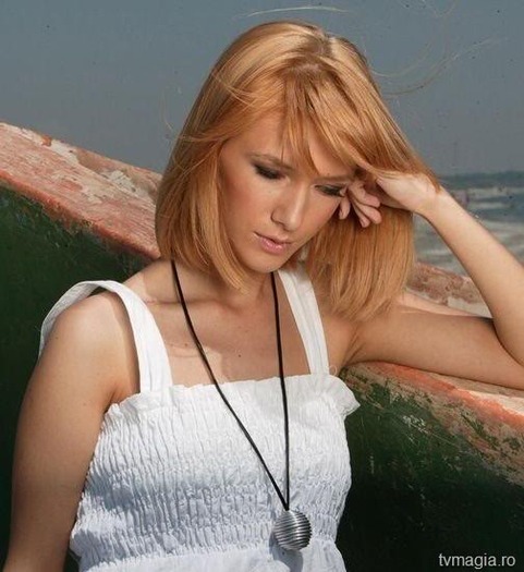 EHIVASYRUSJFPDDWPSU - Adela Popescu