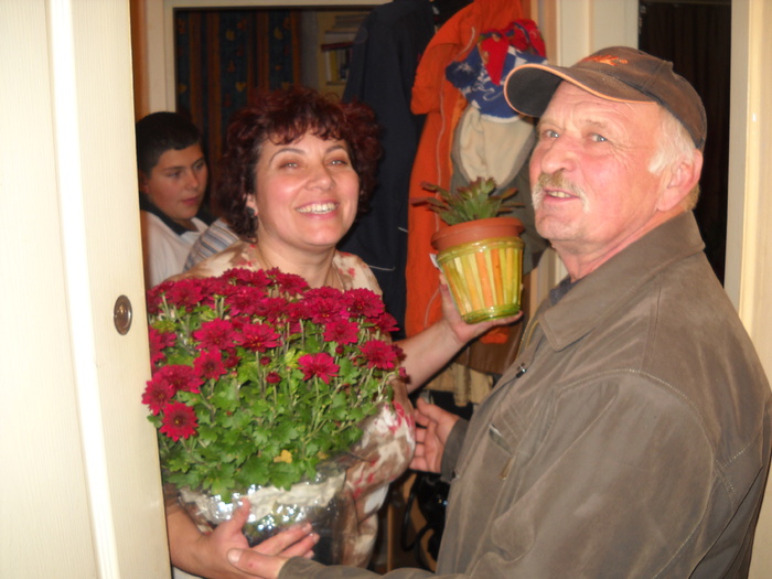 nenea Toni la linia de indiscretie