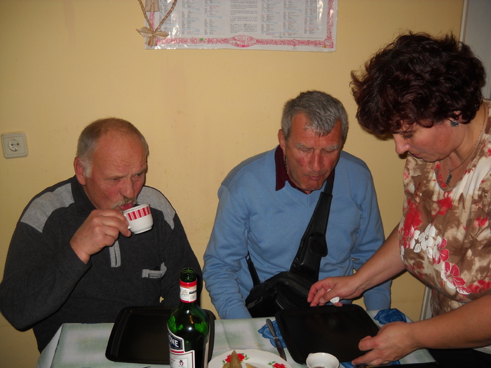 da-i cu ...ginul pan'la ziua....