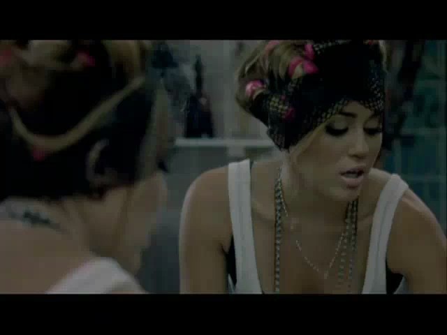  - x Miley Cyrus - Who owns my hart - Screen Captures 2010