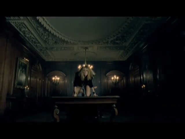  - x Miley Cyrus - Who owns my hart - Screen Captures 2010