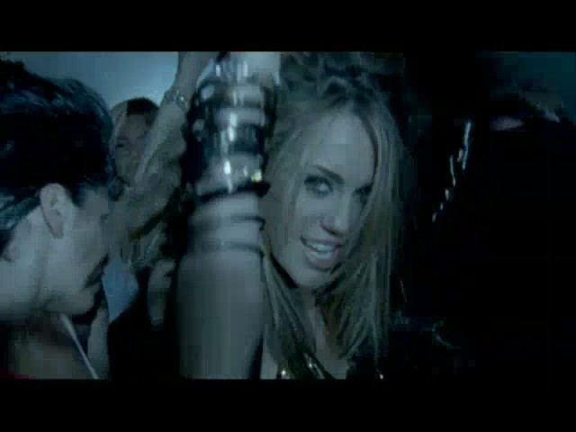  - x Miley Cyrus - Who owns my hart - Screen Captures 2010
