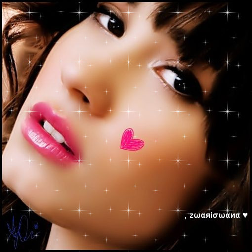 20006509_XKDXOAPWI - Demi Lovato