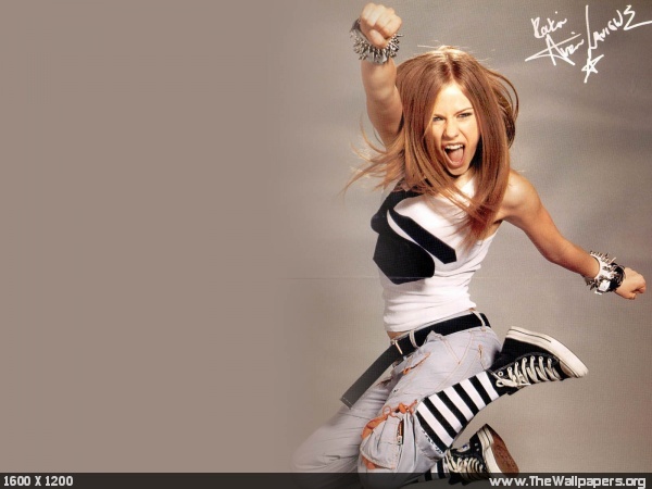 600_Avril_Lavigne-001 - Avril Lavigne