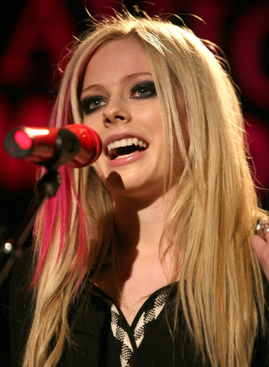 17069 - Avril Lavigne