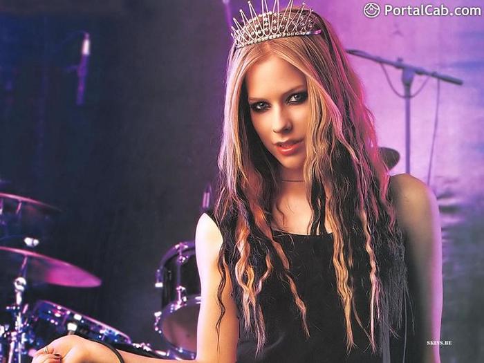 avril-lavigne-3 - Avril Lavigne
