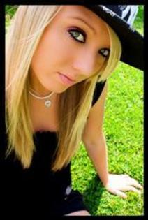 11863667_PCADTXXEX - Cortney Cutiepieee