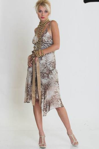 dina3448 - Diana Dumitrescu