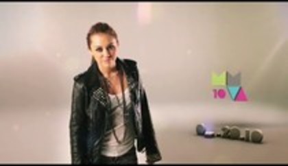 23390564_IQSNOKHWE - Miley Cyrus 0