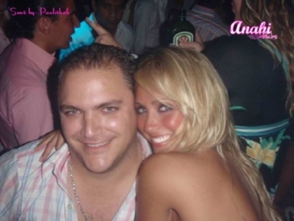 normal_anahi