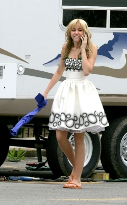  - x Hannah Montana - The Movie 2009 - Going To The Set 13th May 2009