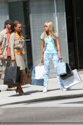  - x Hannah Montana - The Movie 2009 - Filming in Beverly Hills 14th july 2009