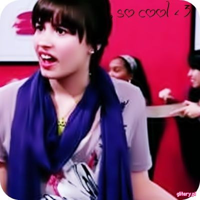 3-glitery_pl-norkax33-9844 - Ashley Tisdale