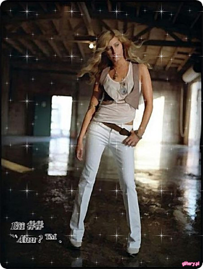 4-glitery_pl-hmmx3-0-4960 - Ashley Tisdale