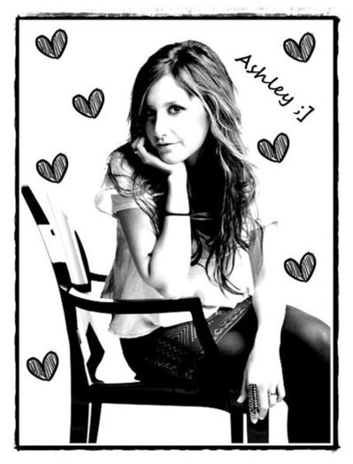 18847852_DIIYNMMKV - Ashley Tisdale