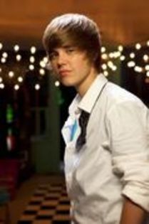 11395348_HTYFCJIFY - justin bieber