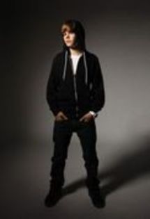 11396358_YAVFLRYFB - justin bieber