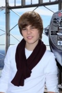 11396900_VZERSXTMW - justin bieber