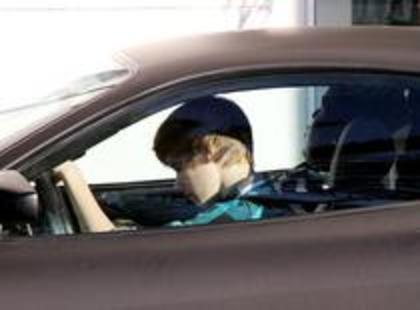 11397395_WKAWPVRFG - justin bieber