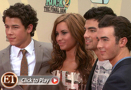 Demi si  Jonas Brothers