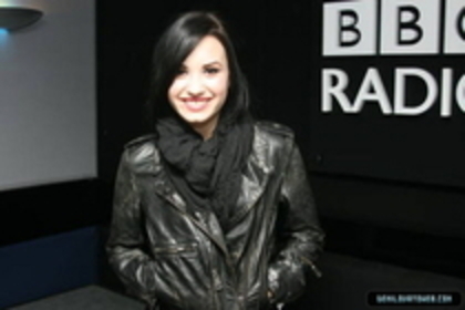 21161431_LMPBOEUXR - 0-demi lovato06