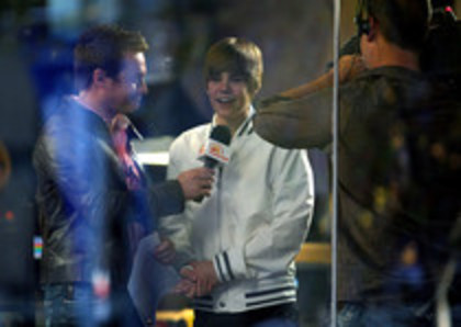 23697093_BVLMQKRKN - 0-0justin bieber