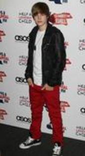 23697127_XHAZYNHEC - 0-0justin bieber