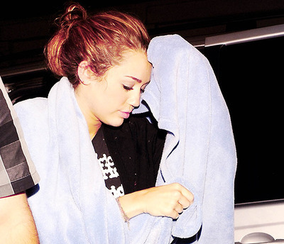 tumblr_lb1y2h0F8t1qbzaheo1_400