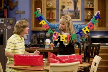  - x Hannah Montana - You Didnt Say It Was Your Birthday 2009