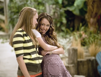  - x Hannah Montana - You Are So Sue-able to Me 2009