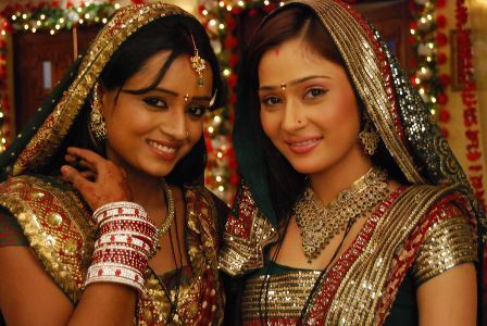Culoarea fericirii (142) - Sapna Babul Ka Bidaai