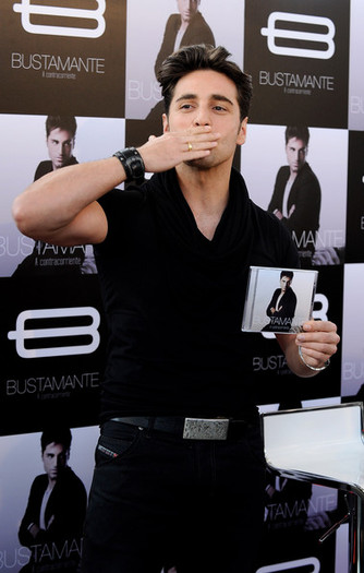  - David Bustamante