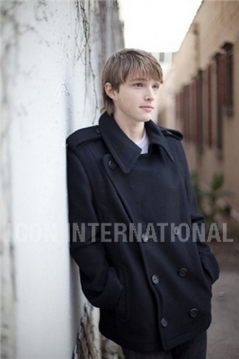 14287630_TVMIYQWJD - sterling knight