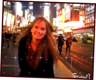 0068828219 - 0 - - Glitery - Pics - Debby